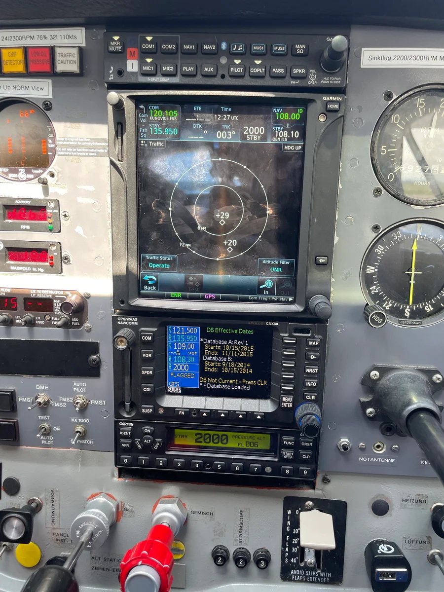 Upgrade Cessna F172N Skyhawk